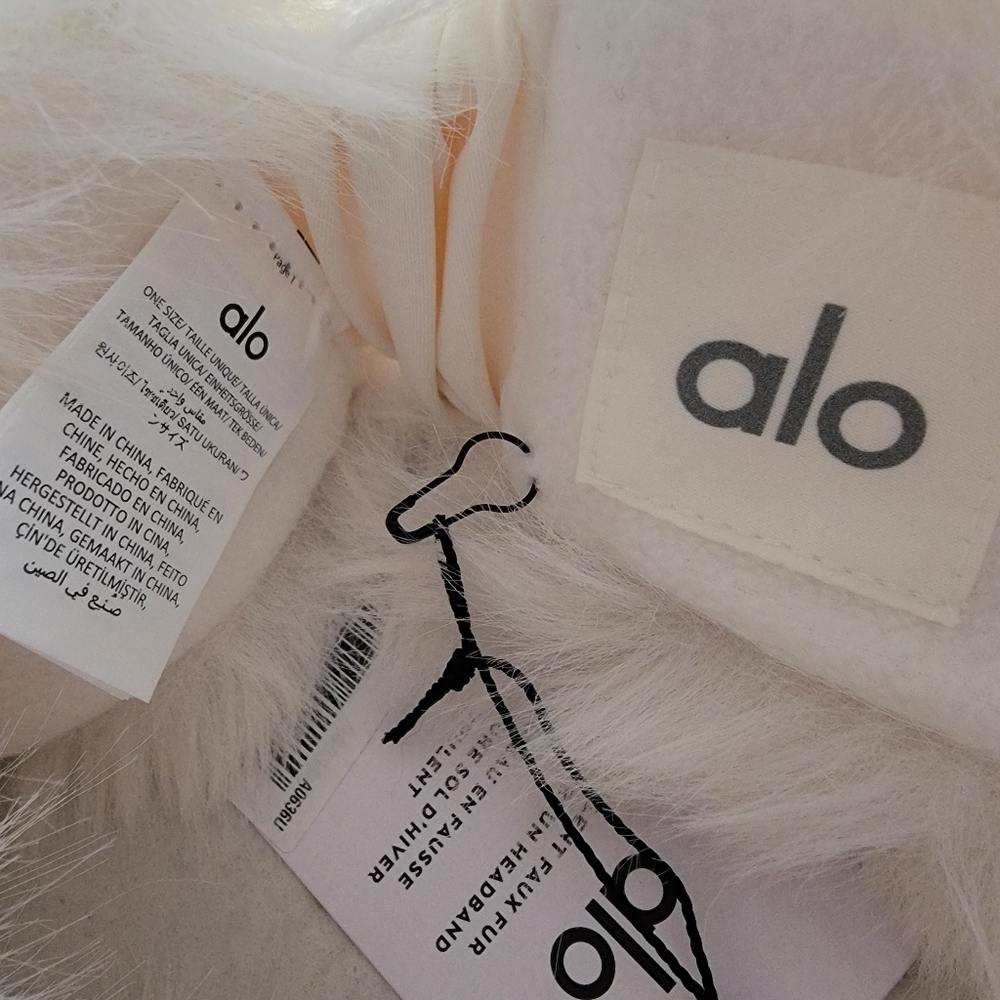 ALO Yoga Opulent Faux Fur Wintersun Headband Ear Warmers in Ivory - Picture 6 of 6